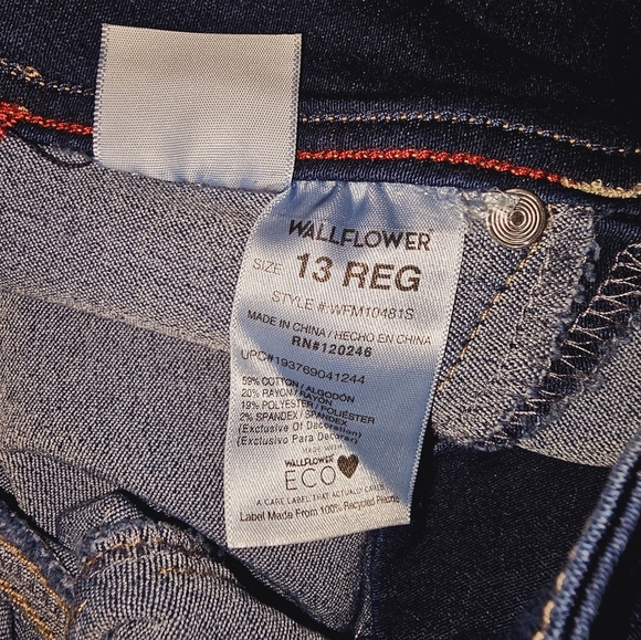 Wallflower The Sassy High Rise Skinny Size 13 NWT - Picture 8 of 8